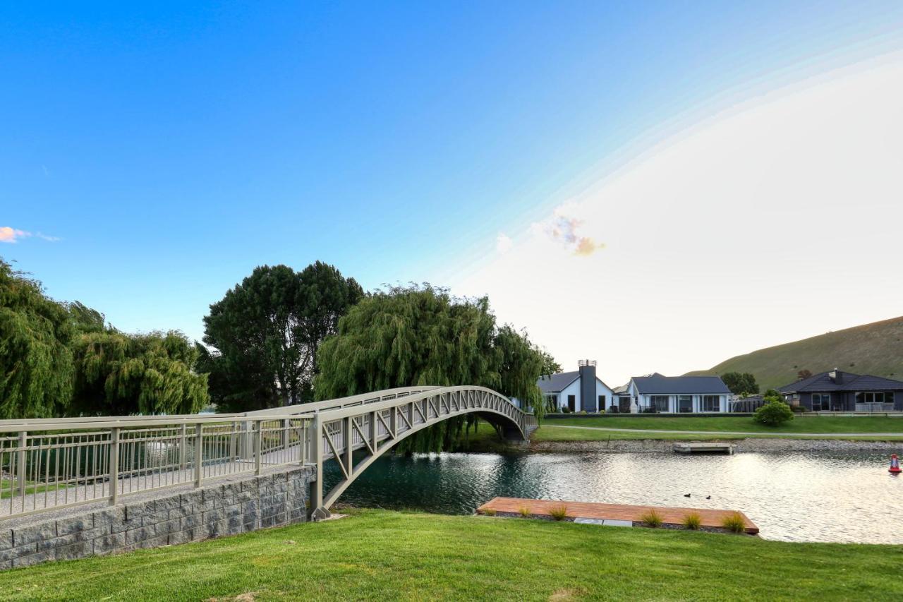 Marsden Lake Resort Central Otago Cromwell Exterior foto Bridge over the River Clyde